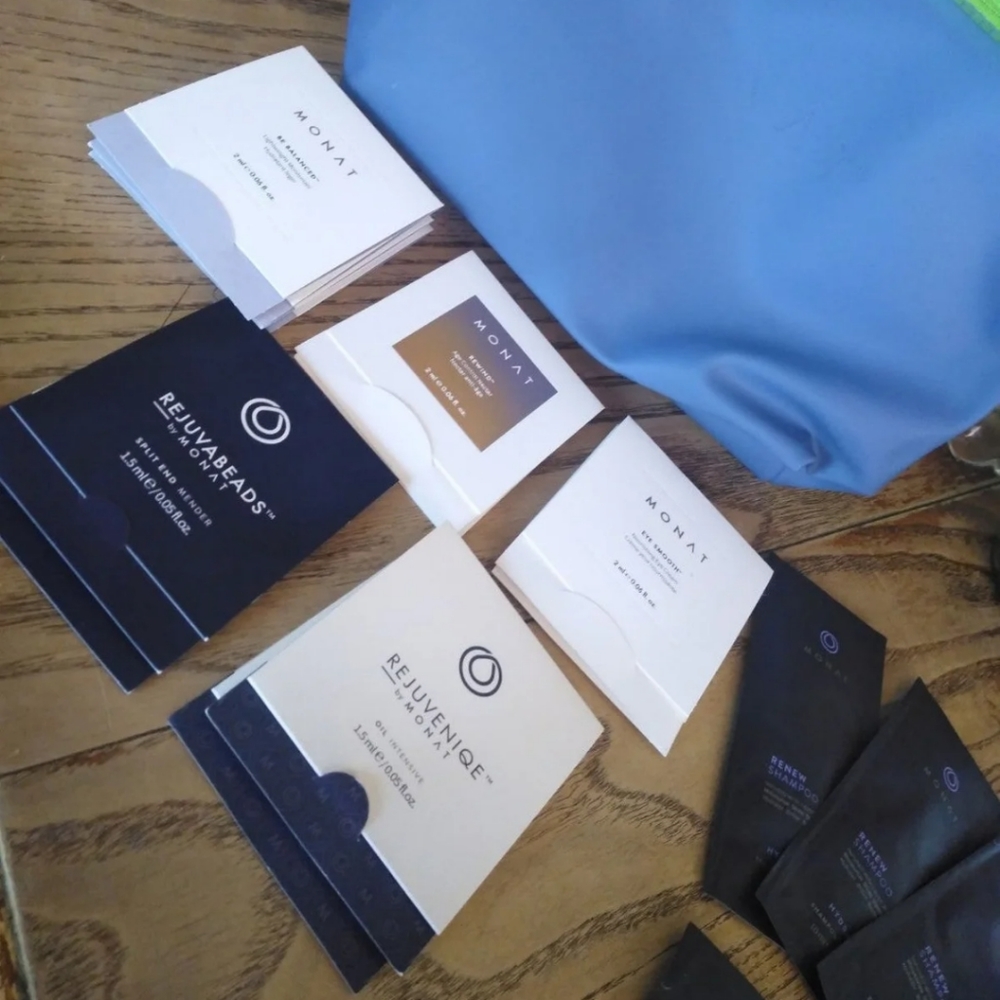 Monat bundle samples and jelly bag